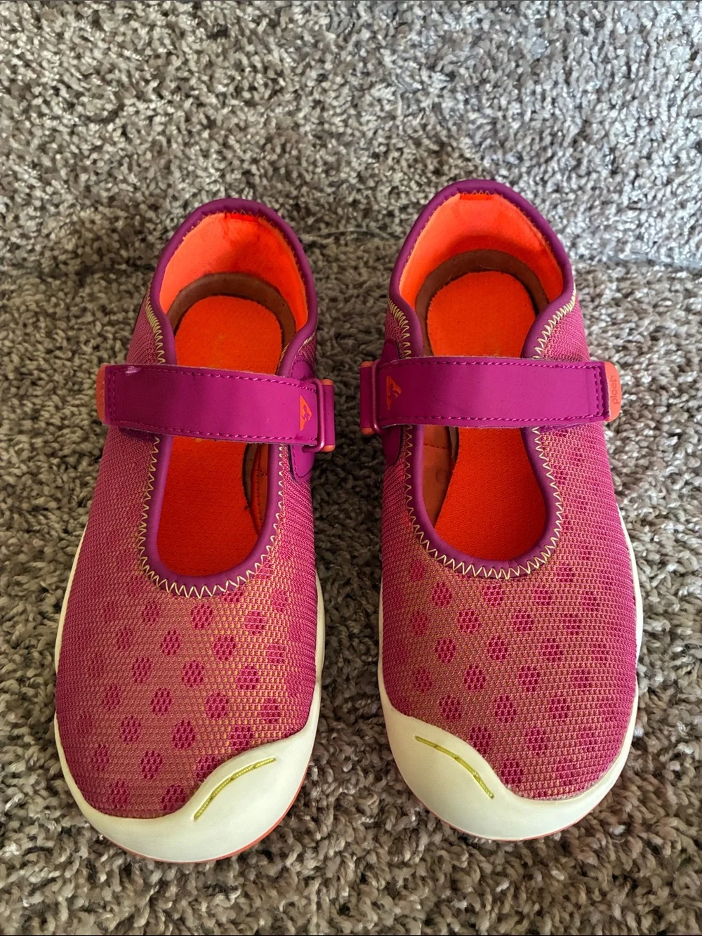 Plae Chloe Girl’s Festival Fuchsia Mary Jane Shoes size 3